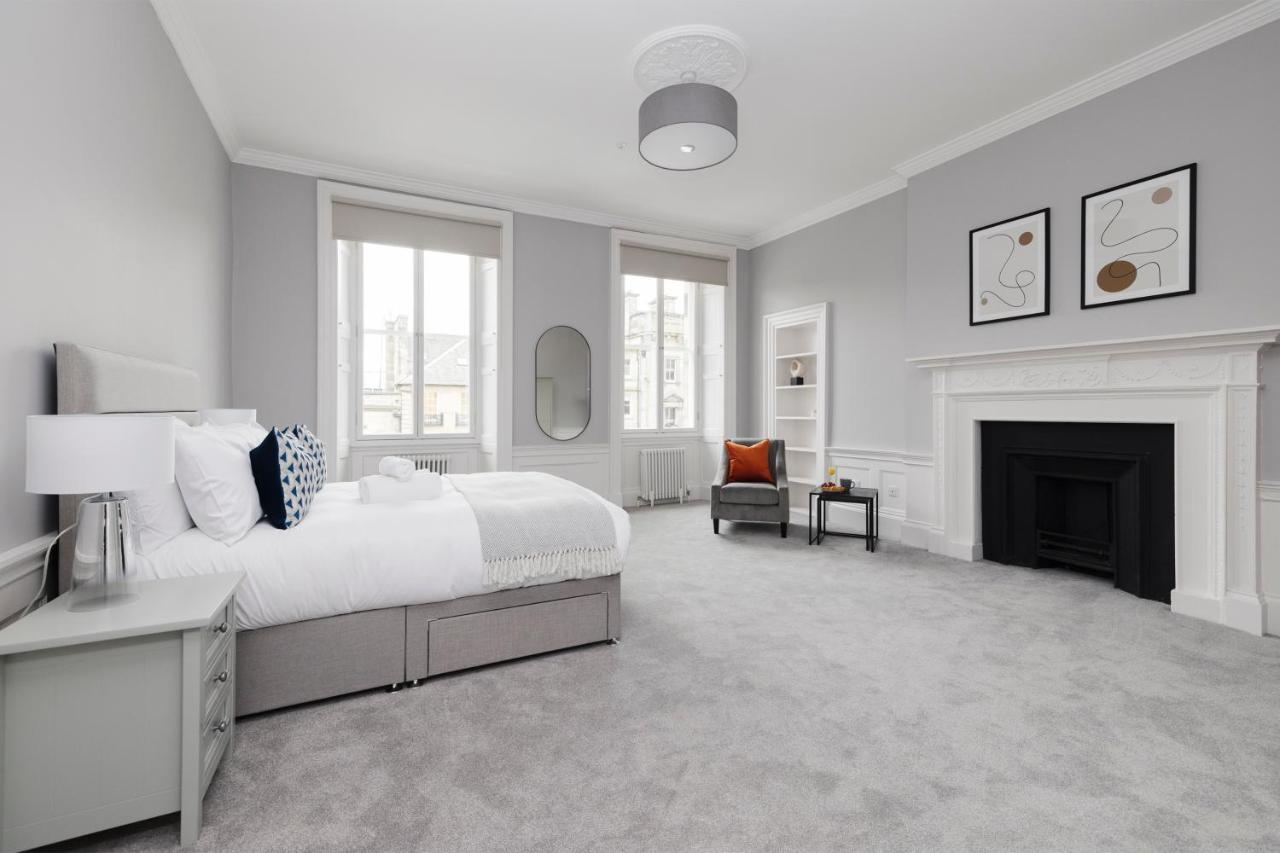 Joivy Luxurious Apt On Notable George Street Edimburgo Exterior foto