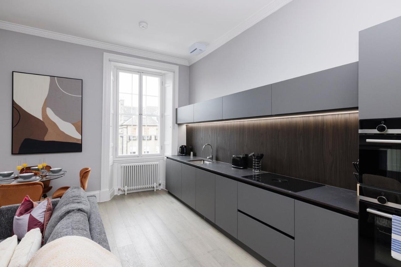 Joivy Luxurious Apt On Notable George Street Edimburgo Exterior foto